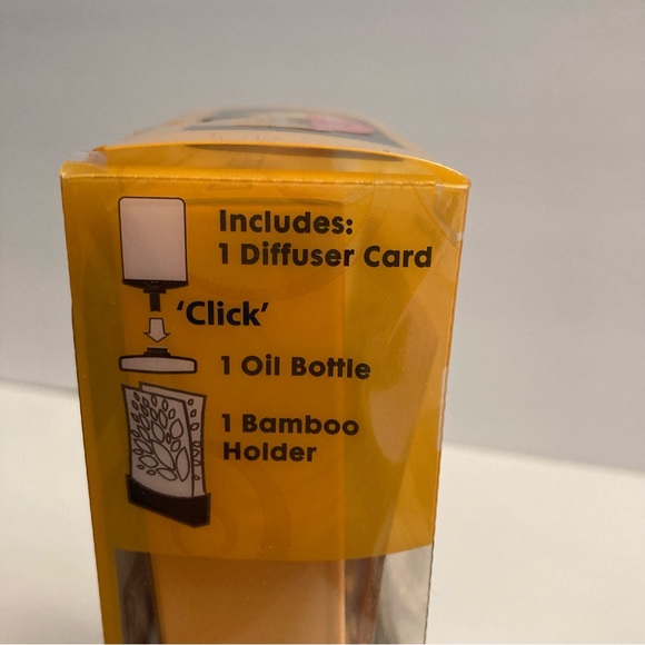 Glade Expressions Oil Diffuser Starter Kit Pineapple Mangosteen Bamboo Holder - Picture 7 of 15